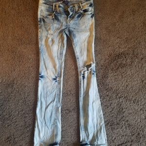 Amethyst Size 7 Ripped Skinny Jeans